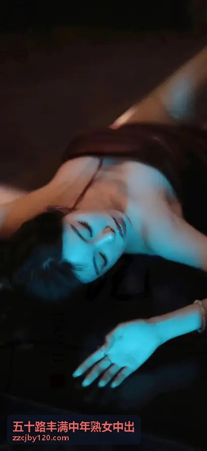 中年熟女优雅背景